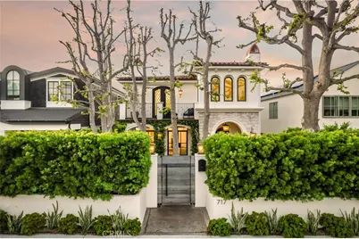 717 35th Street, Manhattan Beach, CA 90266 - Photo 1