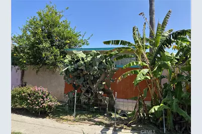 1139 Cabrillo Avenue, Venice, CA 90291 - Photo 1
