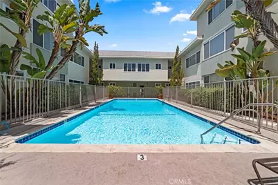 1525 N Hayworth Ave #205, Los Angeles, CA 90046 - Photo 1