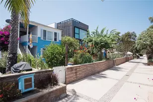 90 18th St, Hermosa Beach, CA 90254 - Photo 1