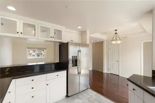 1529 Artesia Blvd, Manhattan Beach, CA 90266 - Photo 1