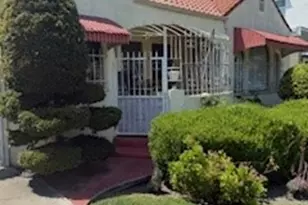 2541 S Curson Ave, Los Angeles, CA 90016 - Photo 1