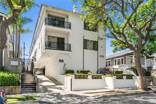 935 W 10th St, San Pedro, CA 90731 - Photo 1