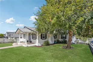 836 Loma Vista St, El Segundo, CA 90245 - Photo 1