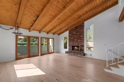 516 Rosecrans Avenue, Manhattan Beach, CA 90266 - Photo 1