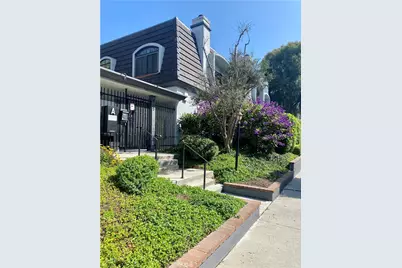 8105 Redlands Street #107, Playa del Rey, CA 90293 - Photo 1