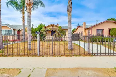 1243 W 70th Street, Los Angeles, CA 90044 - Photo 1