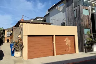 818 Loma Dr, Hermosa Beach, CA 90254 - Photo 1