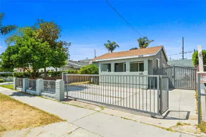 13439 Roselle Avenue, Hawthorne, CA 90250 - Photo 1