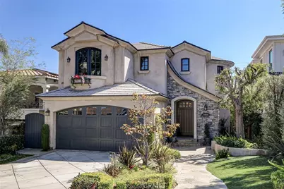 3404 N Poinsettia Avenue, Manhattan Beach, CA 90266 - Photo 1