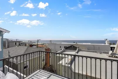 228 5th Place, Manhattan Beach, CA 90266 - Photo 1