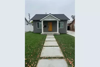 935 E Fairview Boulevard, Inglewood, CA 90302 - Photo 1