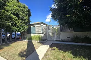 146 N Hamilton Dr, Beverly Hills, CA 90211 - Photo 1