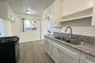 17425 Yukon Ave, Torrance, CA 90504 - Photo 1