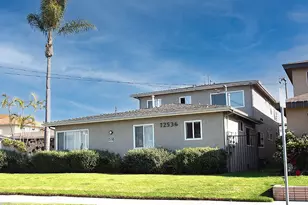 12536 Oxford Ave, Hawthorne, CA 90250 - Photo 1