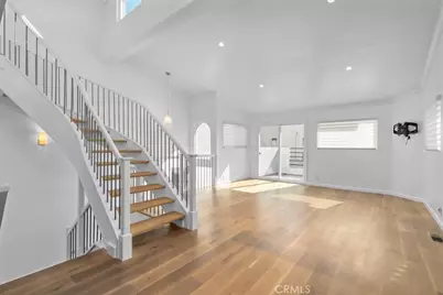 1107 Loma Drive #D, Hermosa Beach, CA 90254 - Photo 1