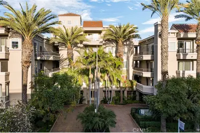 4060 Glencoe Avenue #204, Marina del Rey, CA 90292 - Photo 1