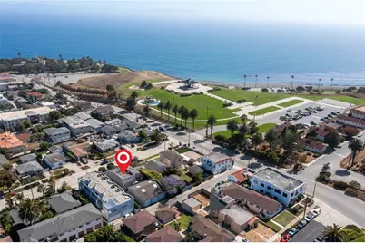 726 W 37th Street, San Pedro, CA 90731 - Photo 1