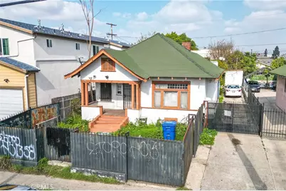 257 W 42nd, Los Angeles, CA 90037 - Photo 1