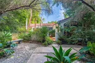 1240 N Olive Dr, West Hollywood, CA 90069 - Photo 1