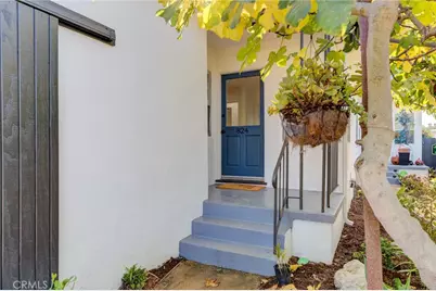 824 7th Street, Hermosa Beach, CA 90254 - Photo 1