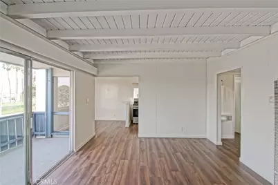 440 Rosecrans Avenue #B, Manhattan Beach, CA 90266 - Photo 1