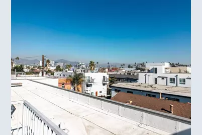 5941 Barton Avenue #102, Los Angeles, CA 90038 - Photo 1