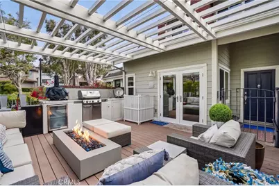 27 Tiburon Court, Manhattan Beach, CA 90266 - Photo 1