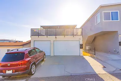 607 Loma, Hermosa Beach, CA 90254 - Photo 1