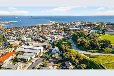 765 W 30th Street, San Pedro, CA 90731 - Photo 1