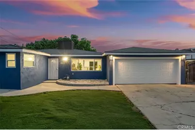 14611 Cerise Avenue, Hawthorne, CA 90250 - Photo 1