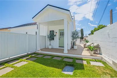 228 B Arena Street, El Segundo, CA 90245 - Photo 1