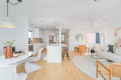 444 36th Street, Manhattan Beach, CA 90266 - Photo 1