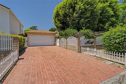 5445 Gentry, Valley Village, CA 91607 - Photo 1
