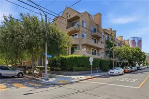 640 W 4th St, Long Beach, CA 90802 - Photo 1