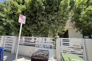 3855 139th St, Hawthorne, CA 90250 - Photo 1