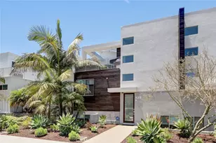 523 S Broadway, Redondo Beach, CA 90277 - Photo 1
