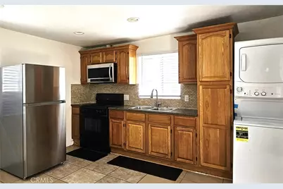 656 21st Street, San Pedro, CA 90731 - Photo 1