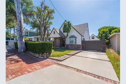 1305 Oak Avenue, Manhattan Beach, CA 90266 - Photo 1