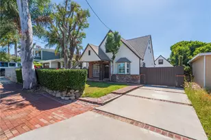 1305 Oak Ave, Manhattan Beach, CA 90266 - Photo 1