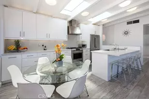 224 39th St, Manhattan Beach, CA 90266 - Photo 1