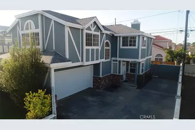2219 Gates Avenue #B, Redondo Beach, CA 90278 - Photo 1
