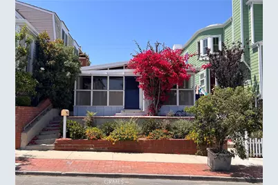 429 1st Street, Manhattan Beach, CA 90266 - Photo 1