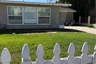2020 Voorhees, Redondo Beach, CA 90278 - Photo 1