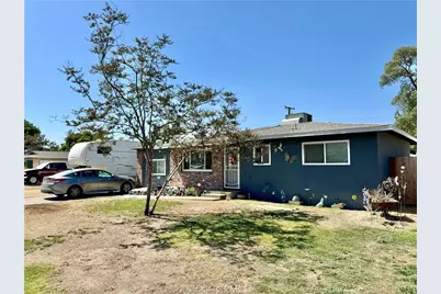 1614 W Dorothea Avenue, Visalia, CA 93277 - Photo 1