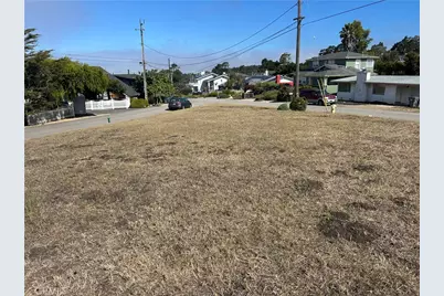 1886 Wales, Cambria, CA 93428 - Photo 1