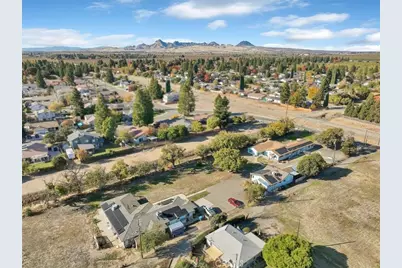 2962 Jefferson Avenue, Yuba City, CA 95993 - Photo 1