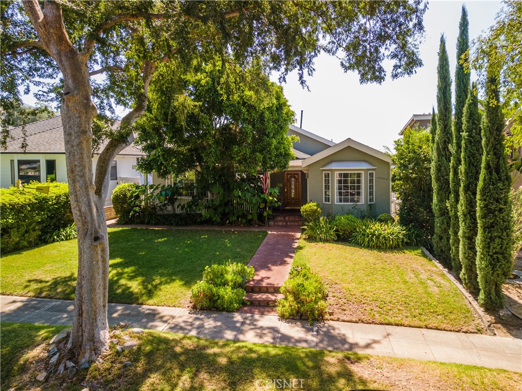 1030 E Grinnell Dr, Burbank, CA 91501 MLS SR22193924 Coldwell Banker