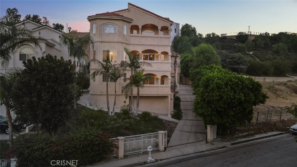 12001 Shoshone Ave, Granada Hills, CA 91344 MLS SR22217291 Coldwell