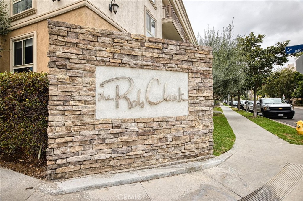 141 S Clark Dr 429, West Hollywood, CA 90048 MLS SR22259545